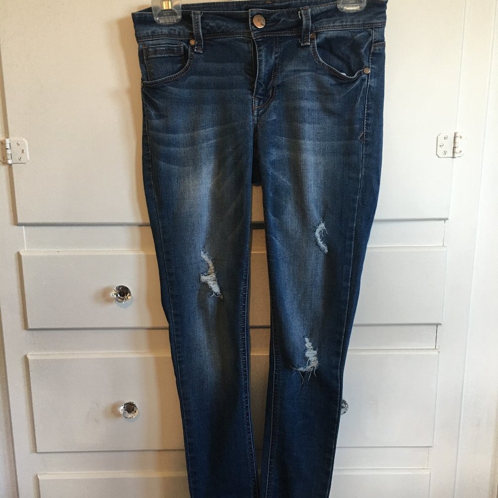 Jeans with Frayed Bottom and Light Rips